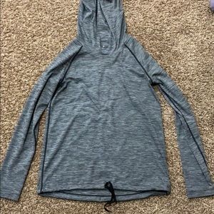 Workout long sleeved shirt